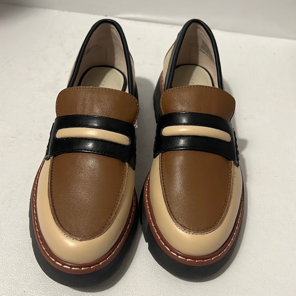 Sanctuary Shoes Sanctuary Womens Westside Slip On Loafer Flats Oatmilk Spice Casual Classic